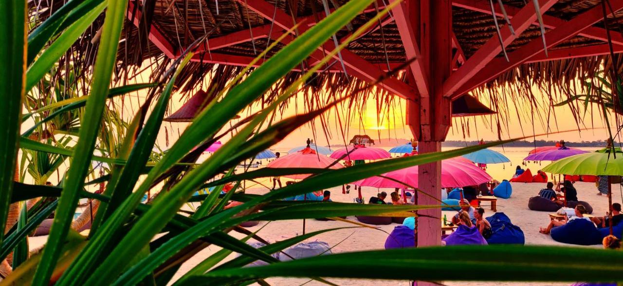 Gili Lumbung Bungalow Гили Еър Екстериор снимка