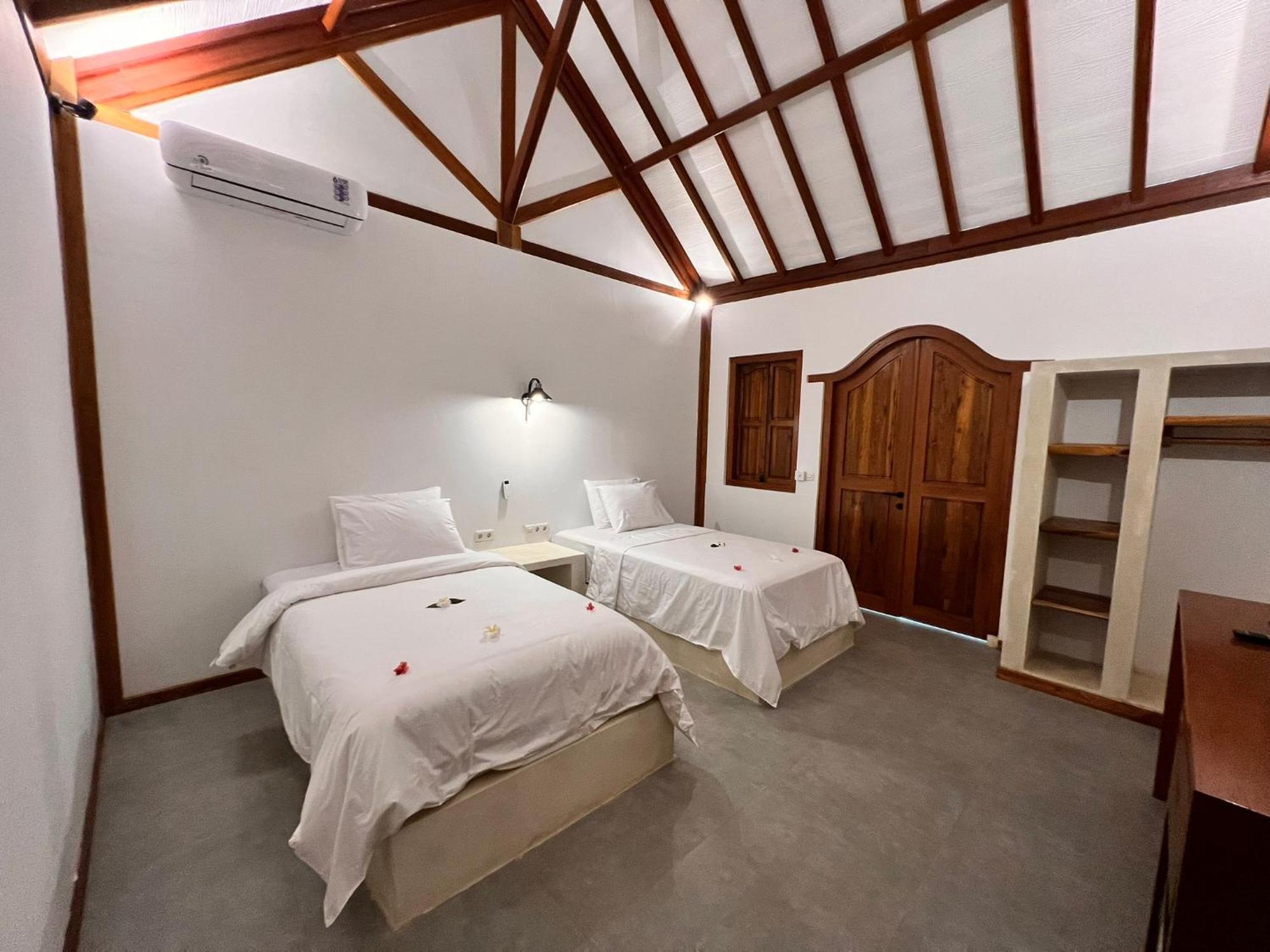 Gili Lumbung Bungalow Гили Еър Екстериор снимка