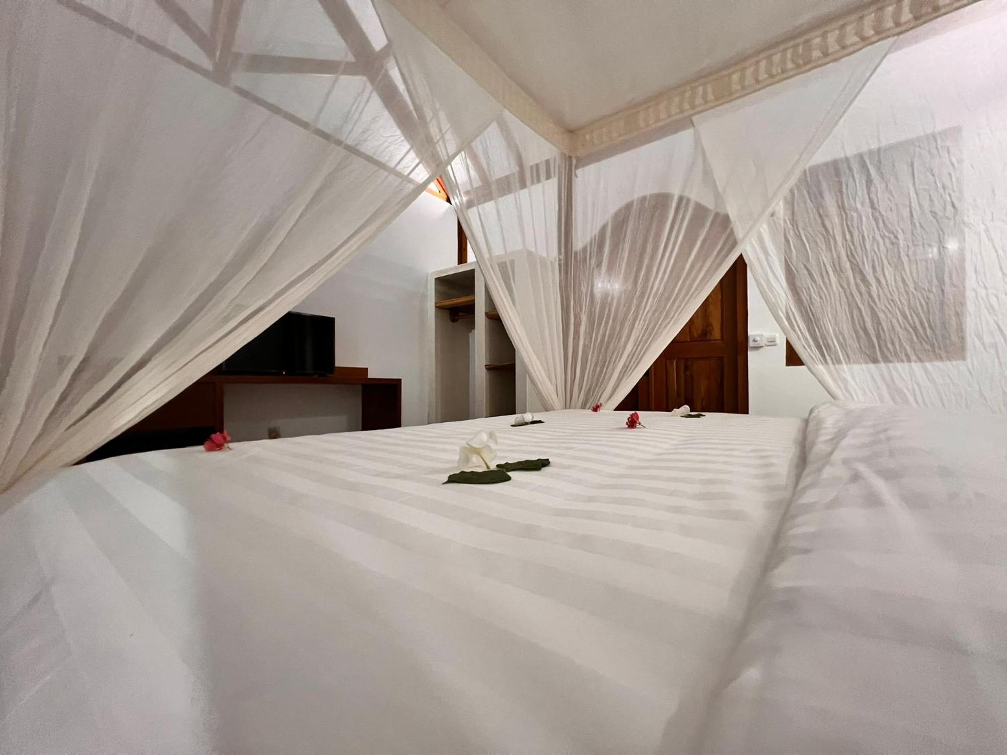 Gili Lumbung Bungalow Гили Еър Екстериор снимка