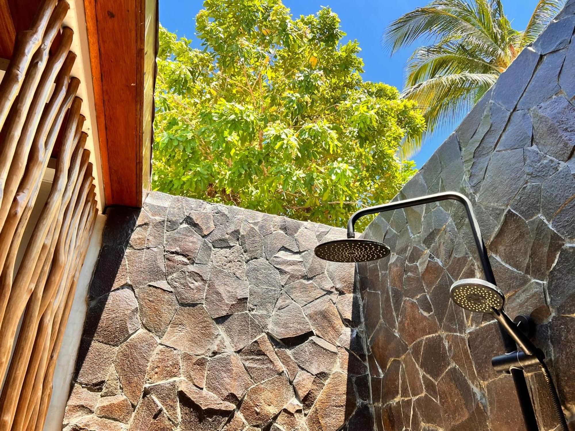 Gili Lumbung Bungalow Гили Еър Екстериор снимка